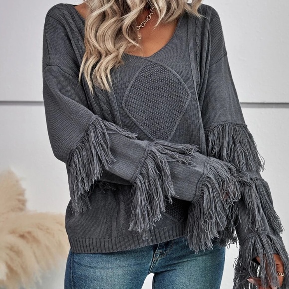 Cozy Fringe Sleeve Oversized Sweater Top - Picture 6 of 8